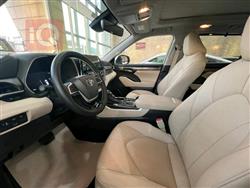 تۆیۆتا هایلاندەر